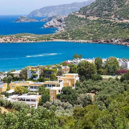Olga With Swimming Pool Villa